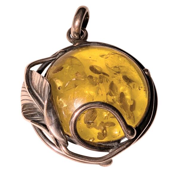 Vintage Baltic Amber Sterling Silver Pendant Necklace, Art Nouveau Style Calla Lilly Flowers